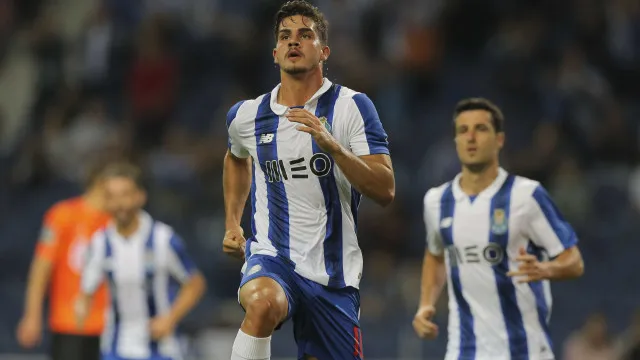 
                    FC Porto em negociações para garantir o regresso de André Silva
                