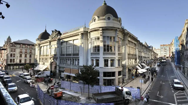 
                    Nove espaços comerciais no Mercado do Bolhão vão a hasta pública em julho
                