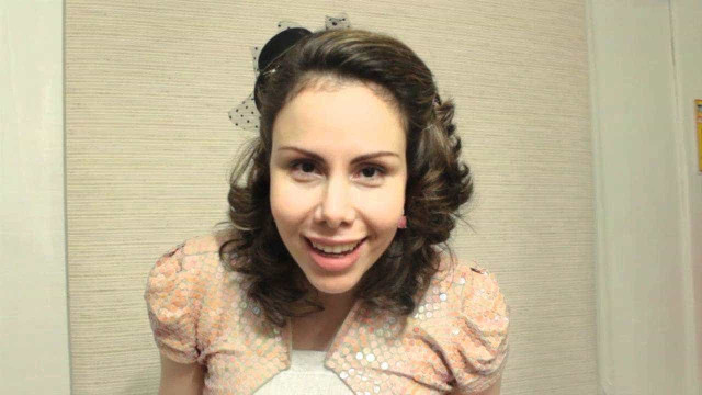 'Deus adormeceu meus desejos', diz Sarah Sheeva sobre celibato de 25 anos