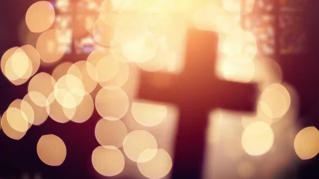 AR aprova isenção de IRS para indemnizações a vítimas de abusos na Igreja
