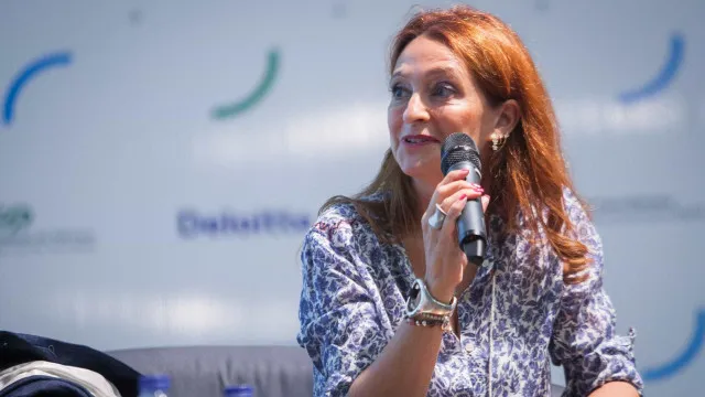 
                    Ana Margarida de Carvalho vence Prémio Literário Fundação Inês de Castro
                