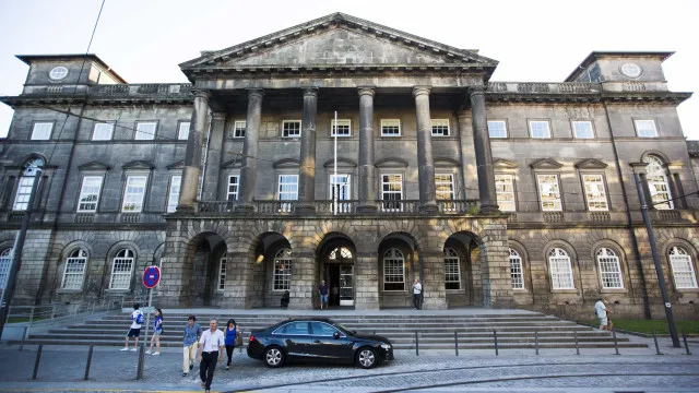 
                    Hospital Santo António confirma estar a preparar unidade para válvulas aórticas
                