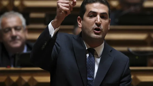 PSD vai travar futuros pedidos do PAN no Parlamento