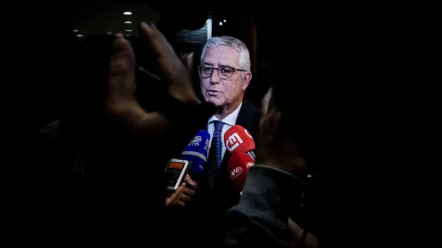 Fernando Negrão fala em ação com "natureza política" e apela a Montenegro