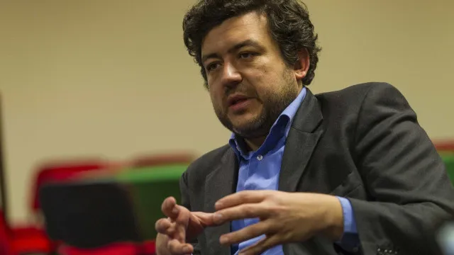 
                    Delgado Alves virou costas a Aguiar-Branco: Prestou 