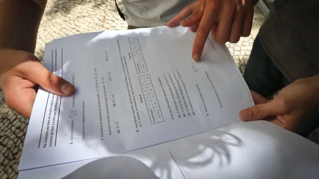 Erros nos exames? Descida da nota nÃ£o poderÃ¡ causar reprovaÃ§Ã£o, diz JNE