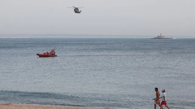 
                    Tratolixo nega responsabilidade na poluição em Praia de Santo Amaro
                