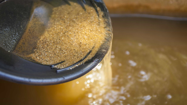 Mineração ilegal de ouro avança na Amazônia e vira principal ilícito ambiental, diz Abin