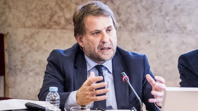 
                    Luís Neves diz-se 