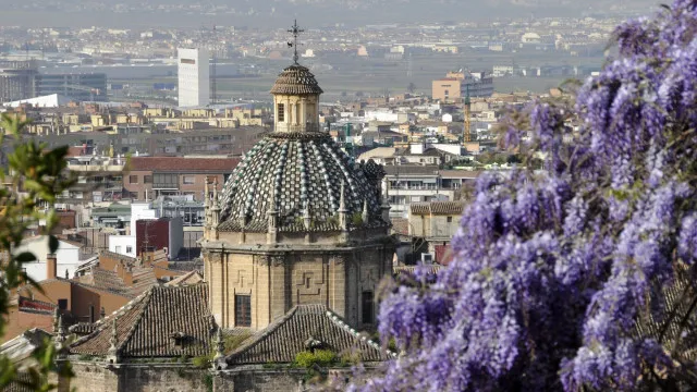 
                    Andaluzia vota no domingo e sondagens anunciam nova vitória da direita
                