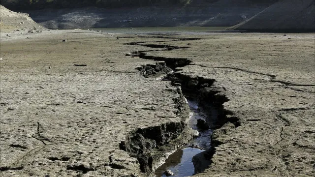 Aquecimento global chegou a 1,37 ºC. Planeta acumula cada vez mais calor