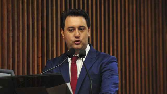 Ratinho Jr. fala em 'virar página do atraso' no Brasil e em volta ao setor privado