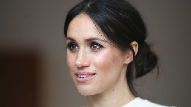 Meghan Markle se diz profundamente abalada por acusações contra o pai