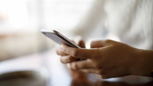 Comprar um telemóvel novo? O ChatGPT tem conselhos para lhe dar