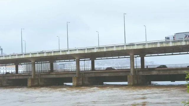 
                    APA aproveitou obra de dique no Mondego para intervir no canal de rega
                