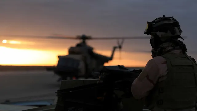 Ataques causam pelo menos 20 mortos em bases prÃ³-IrÃ£o no Iraque