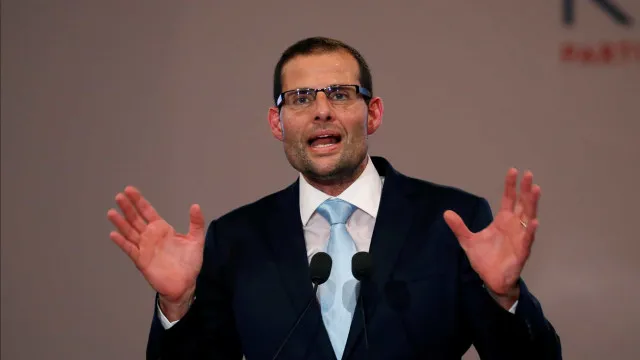 
                    PM maltês pede cautela após protestos contra absolvição de homicida
                
