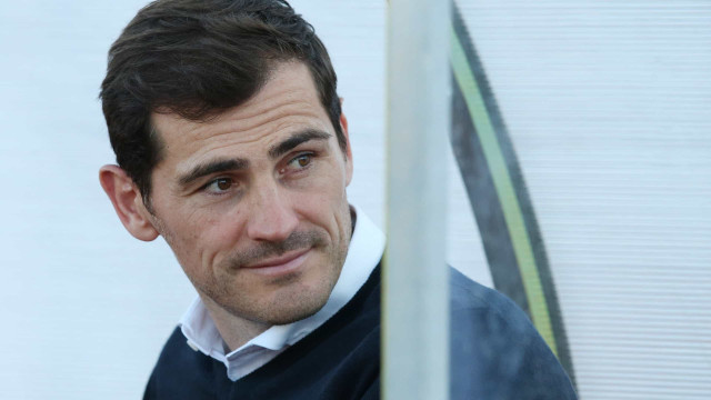 Iker Casillas assinala aniversário com novo look