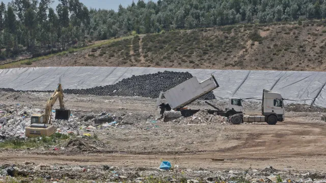 
                    Recivalongo critica autarca de Valongo por encerrar aterro
                
