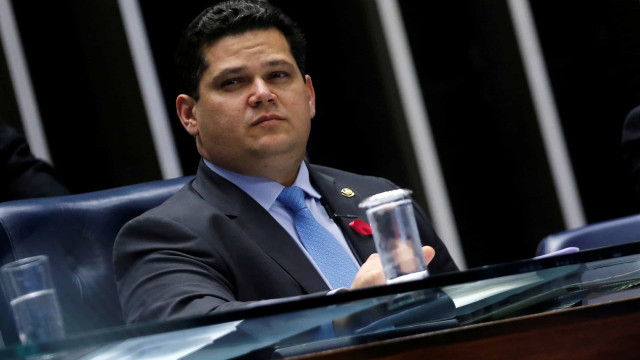 Senado aprova pauta-bomba bilionária após Lula indicar Messias ao STF