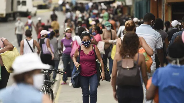 
                    10 Junho. Associação de jovens propõe reconhecimento de lusodescendentes
                