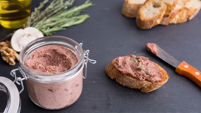 Brasil proíbe produção e comercialização de 'foie gras'