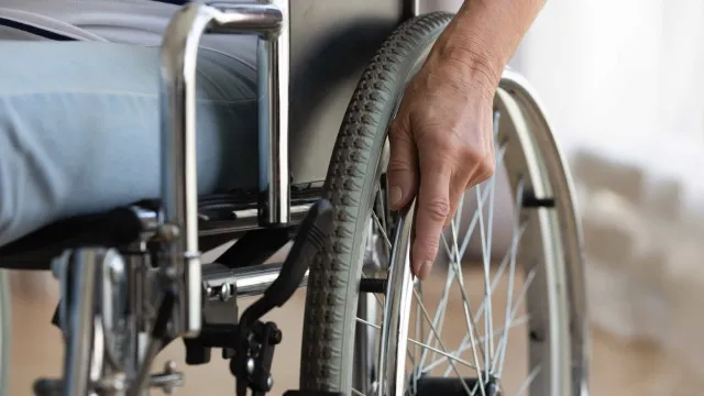 
                    Pessoas com deficiência denunciam barreiras no acesso ao crédito
                