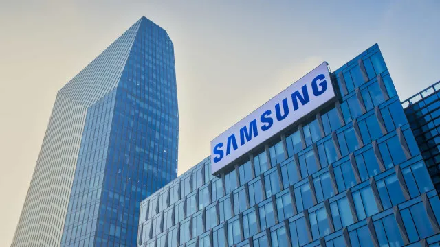 Samsung reduz produção de telemóveis em 30% devido a custos crescentes