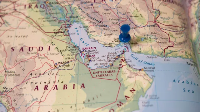
                    Irão: Conselho do Golfo condena ataques iranianos a países da região
                