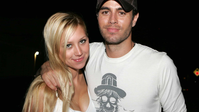 Enrique Iglesias e Anna Kournikova foram pais pela quarta vez