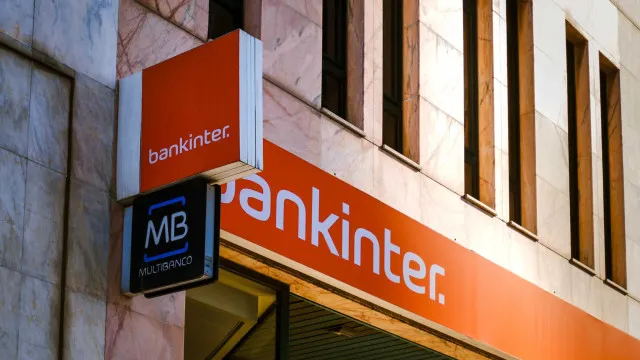 
                    Bankinter aumenta lucros 11% até setembro para 901 milhões de euros
                