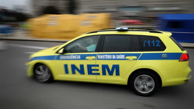
                    Trabalhadores acusam INEM de não regularizar milhares de horas
                