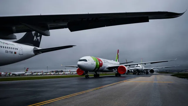 
                    Português usa IA para contar aviões e medir ruído na cidade de Lisboa
                