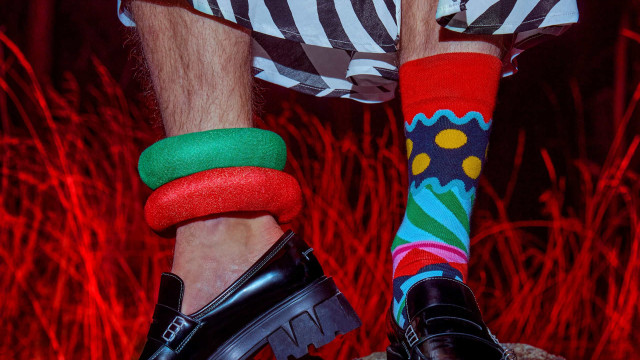 Happy Socks faz homenagem ao lendário David Bowie em nova coleção