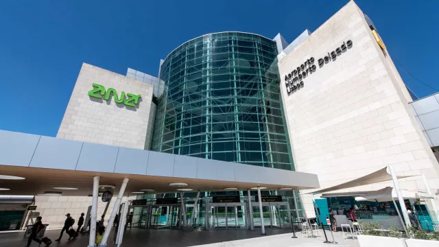 Lisboa. Agente da PSP hospitalizado apÃ³s "agressÃ£o violenta" no aeroporto