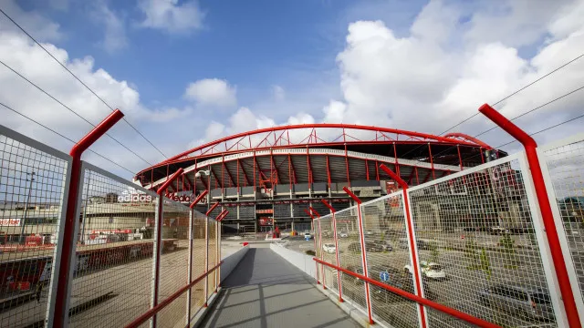 Benfica-Hearts: De coraÃ§Ã£o, alma... e olhos postos na Liga Europa