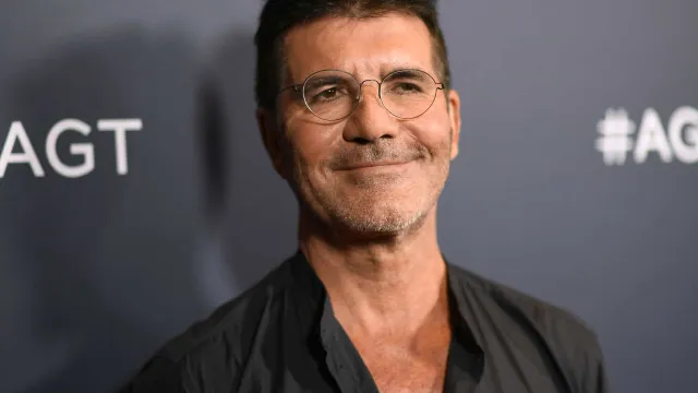 
                    Já se sabe quem vai substituir Simon Cowell no 