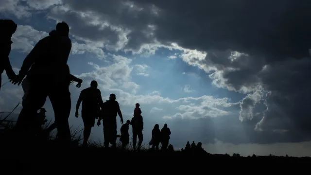 
                    Imigrantes têm assegurado a reposição da população em Portugal
                