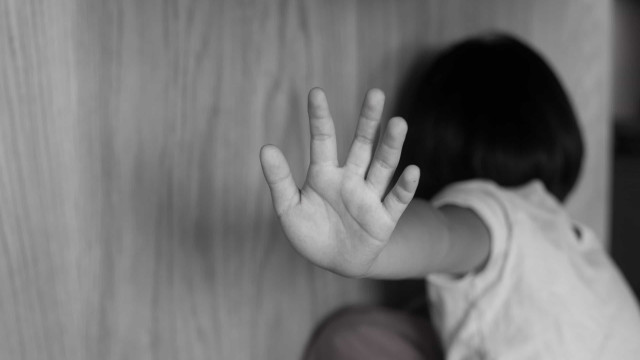 Mãe é presa sob suspeita de espancar filha de 1 ano e 3 meses no interior de SP