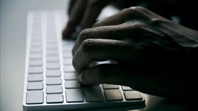 naom_60bdfdd456808 EUA apreendem 13 domínios suspeitos de espionagem chinesa