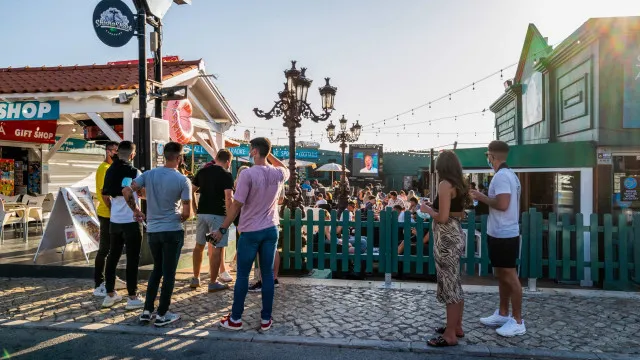 
                    Redução de horários para mitigar ruído gera preocupação em Albufeira
                