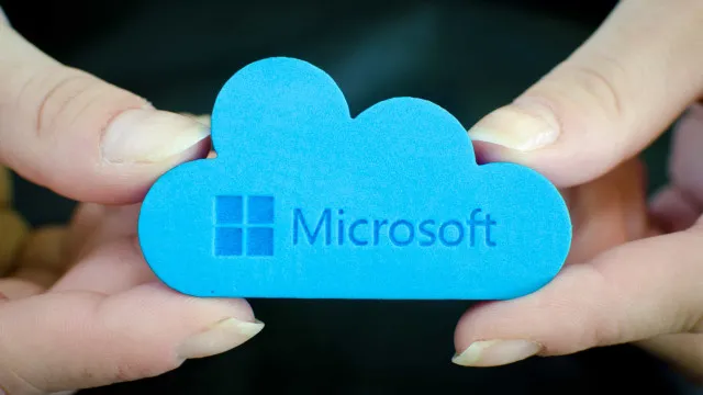 CE decide: Clouds da Amazon e Microsoft são reguladas por lei europeia