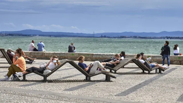 
                    Turismo contribuiu com 36,2 mil milhões para economia portuguesa
                