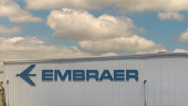 Metalúrgicos da Embraer entram em greve por tempo indeterminado em São José dos Campos
