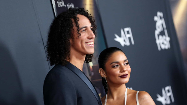 Vanessa Hudgens é oficialmente uma mulher casada! Os pormenores