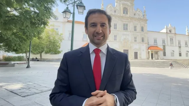 Pedro FrazÃ£o condenado a pagar 4 mil euros por difamar JosÃ© Manuel Pureza