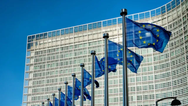 
                    Comissão Europeia reconhece 