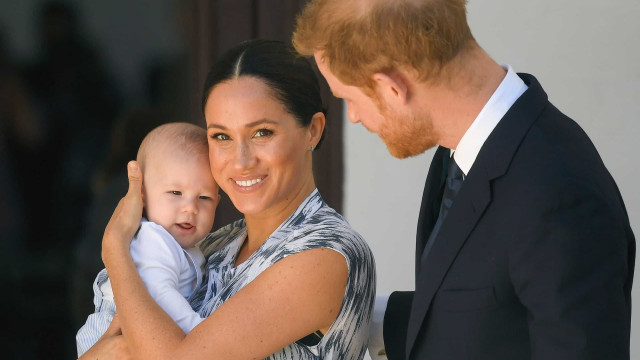 Príncipe Harry ficou "obcecado" em manter nascimento do filho em segredo