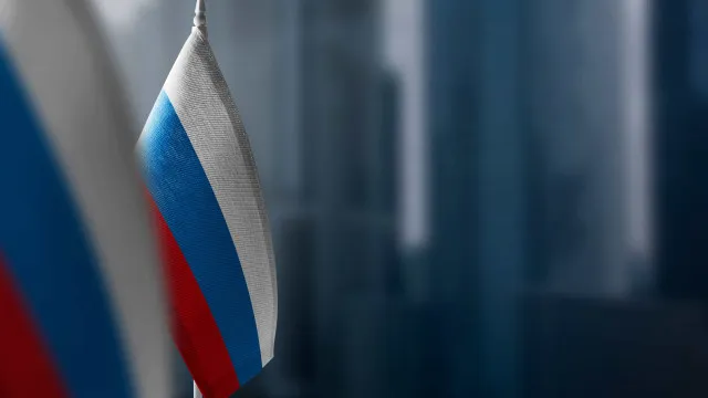 Companhia marÃtima chinesa com rota europeia que passa por mar na RÃºssia