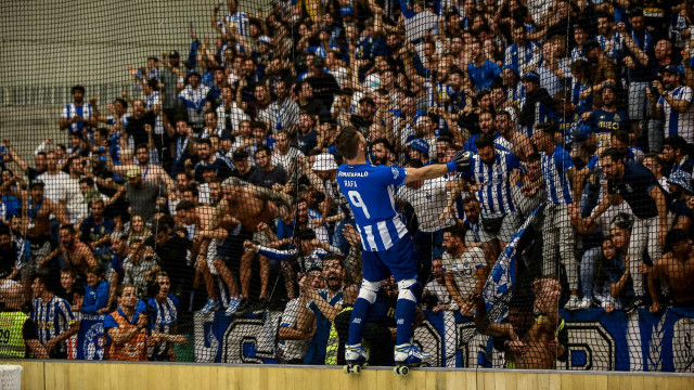 Fator casa crucial. FC Porto bate Benfica e sagra-se campeão de hóquei